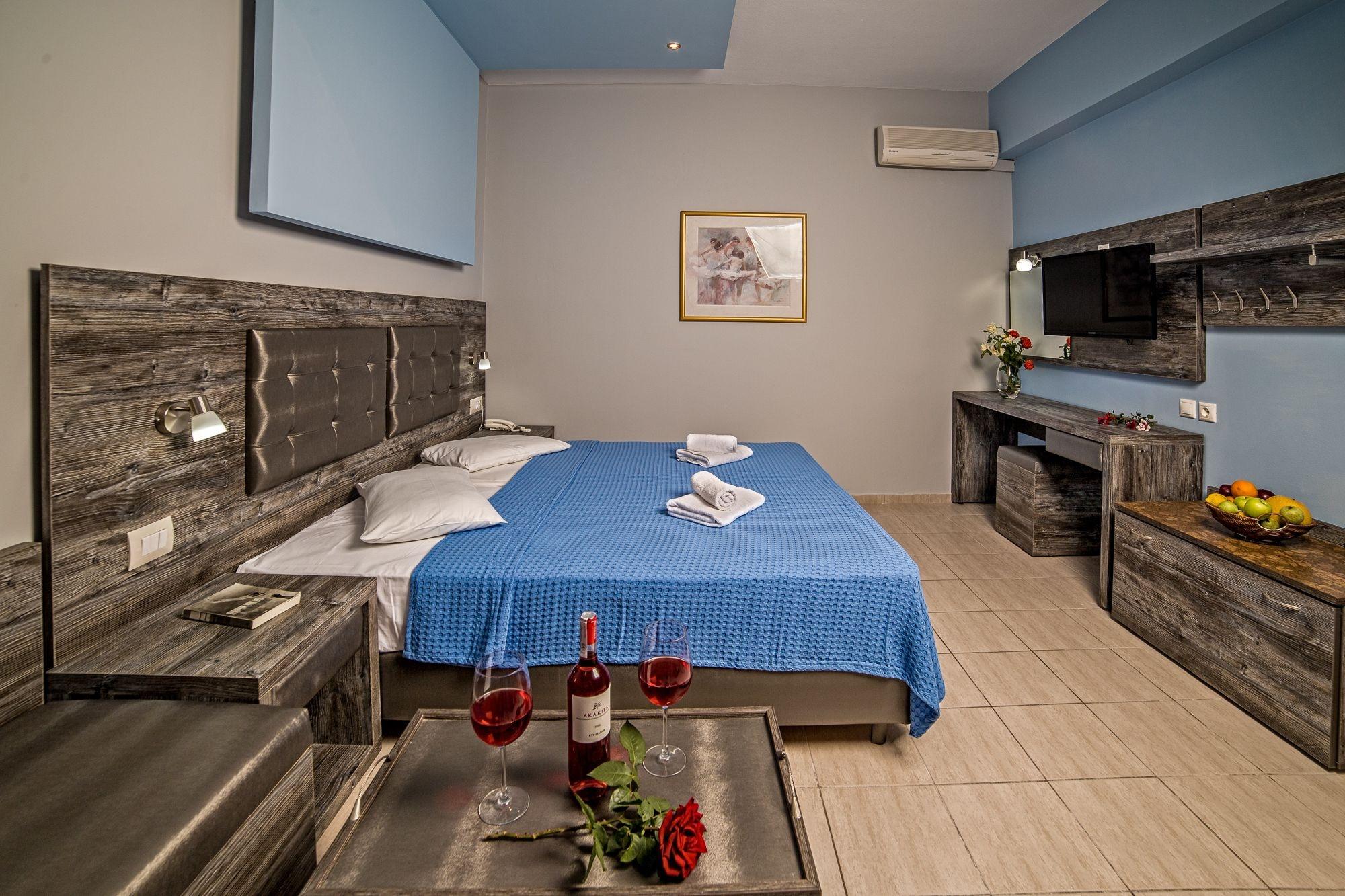 Blue Aegean Hotel & Suites Goúves Eksteriør bilde