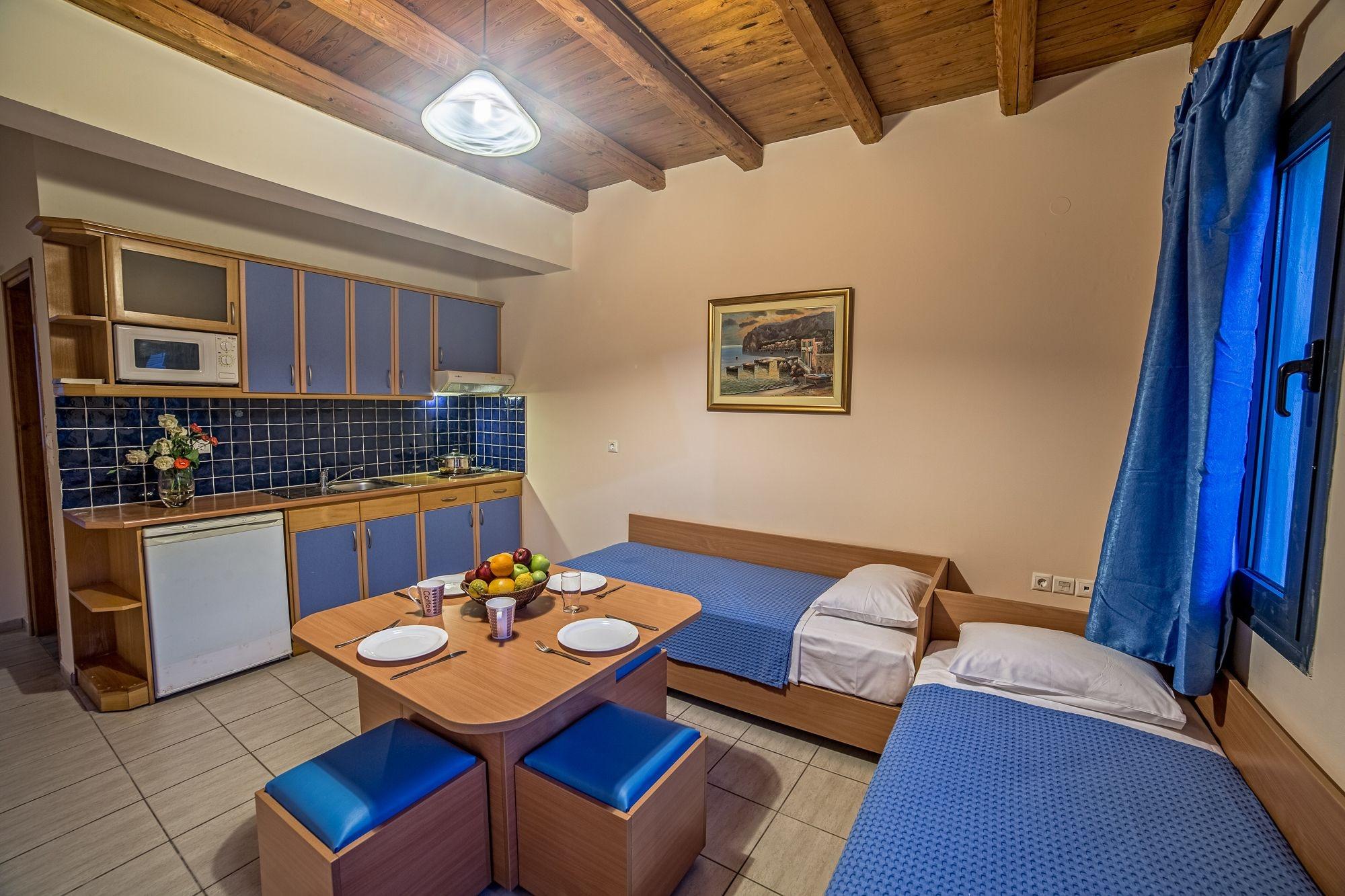 Blue Aegean Hotel & Suites Goúves Eksteriør bilde
