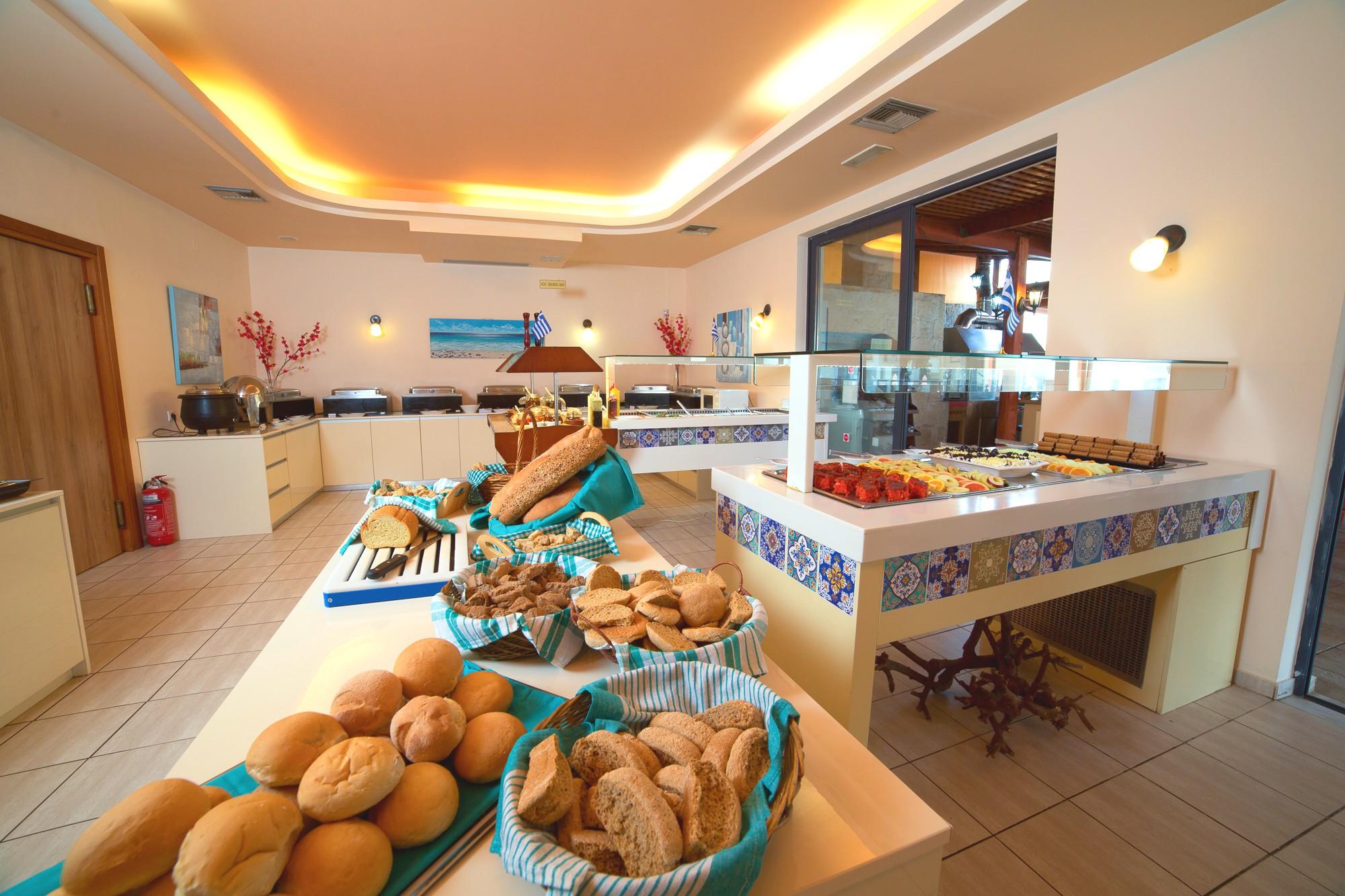 Blue Aegean Hotel & Suites Goúves Eksteriør bilde