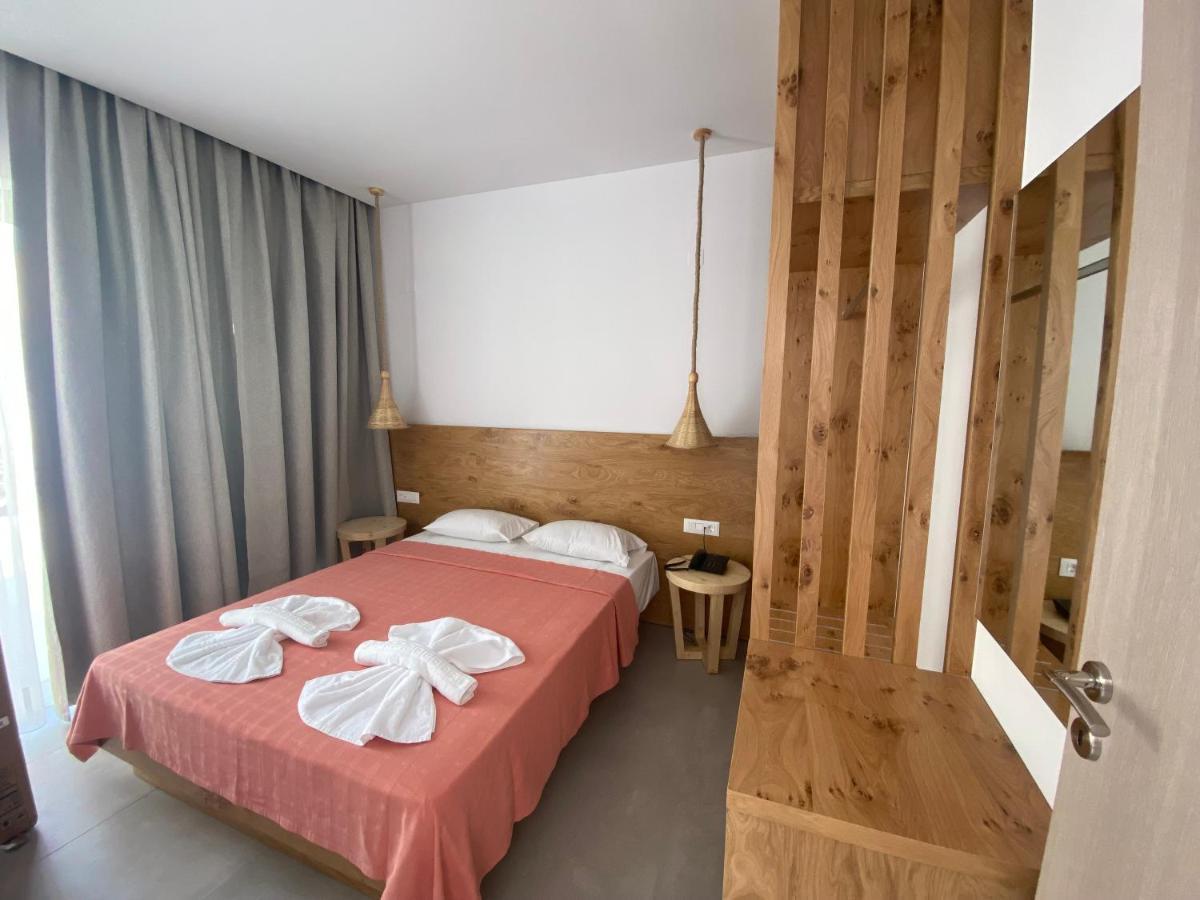 Blue Aegean Hotel & Suites Goúves Eksteriør bilde
