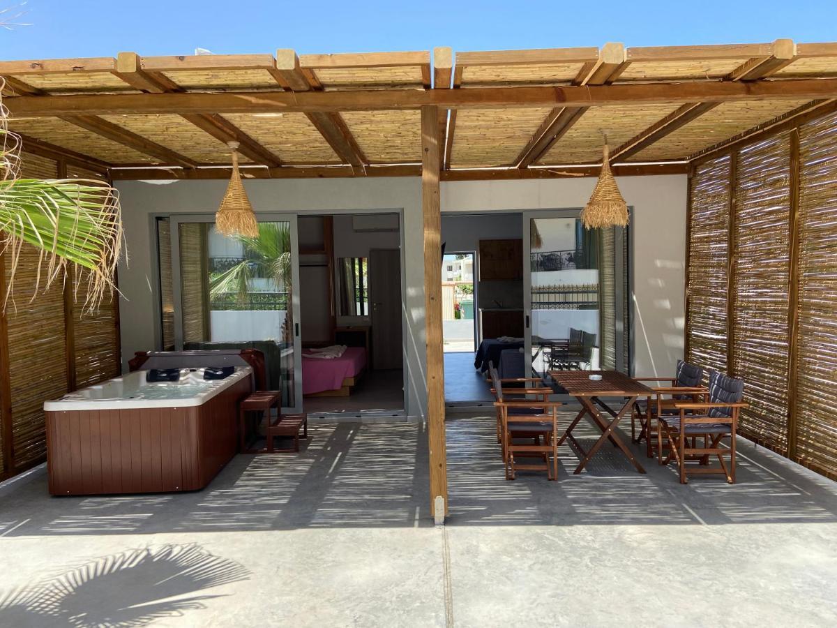 Blue Aegean Hotel & Suites Goúves Eksteriør bilde