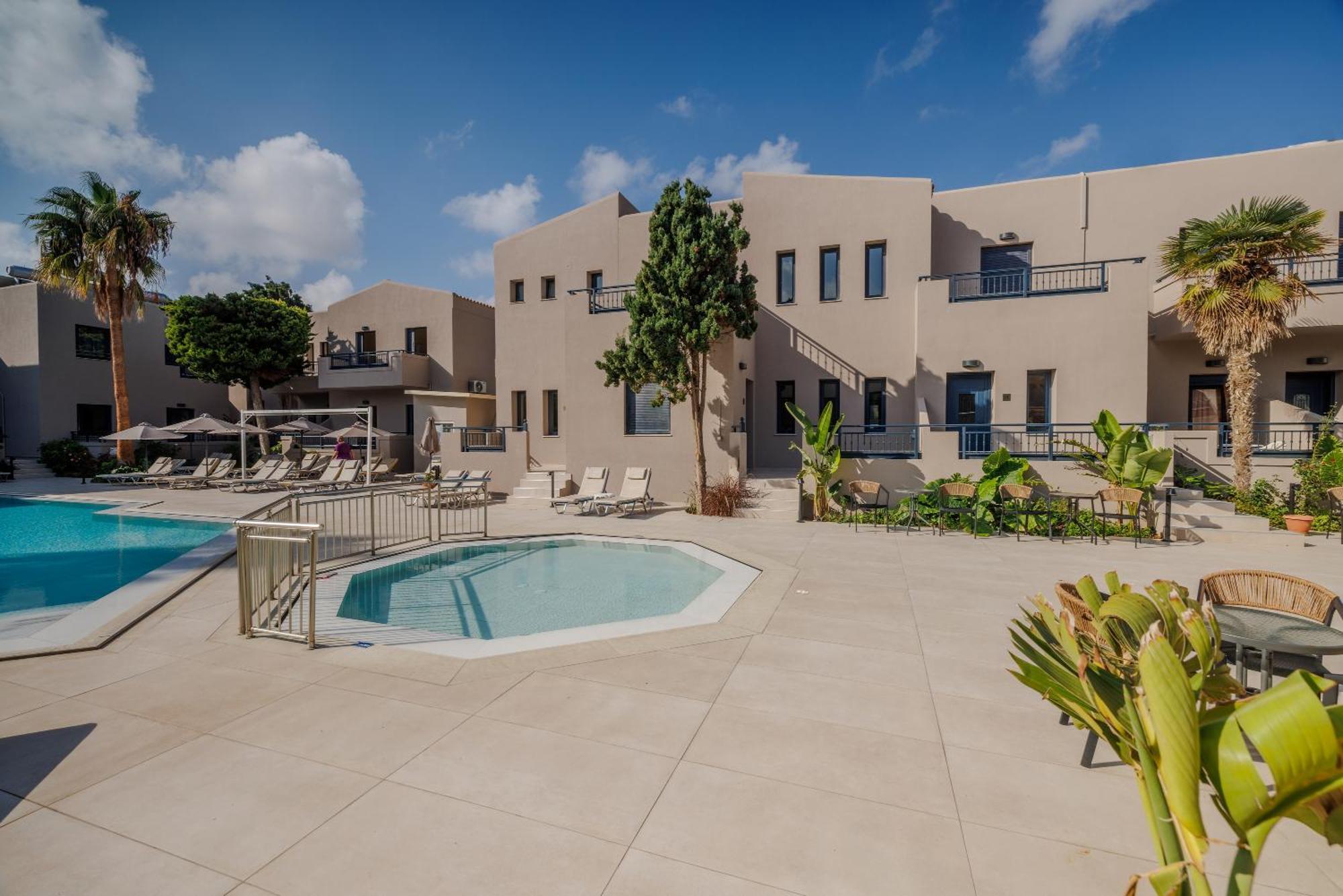 Blue Aegean Hotel & Suites Goúves Eksteriør bilde