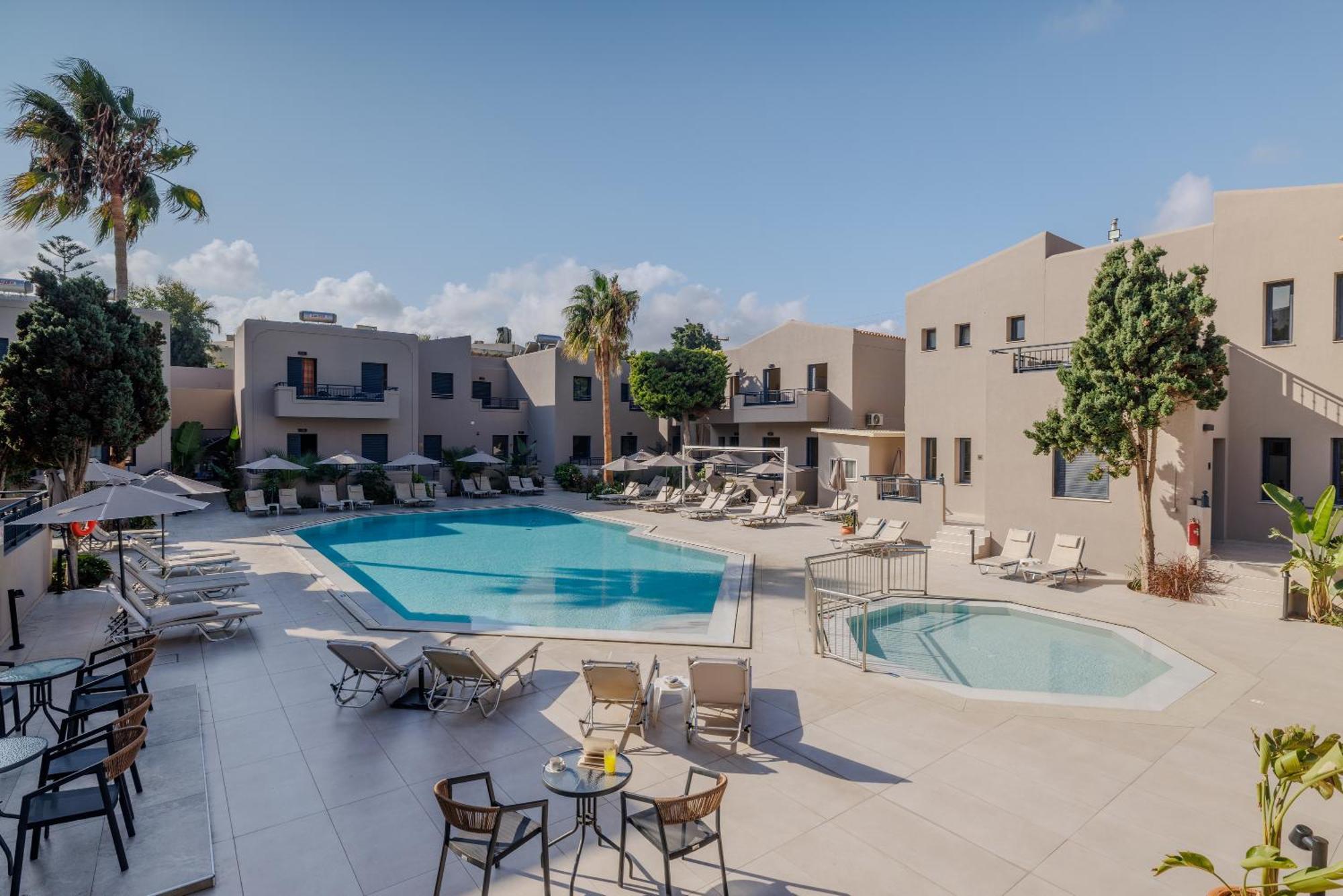 Blue Aegean Hotel & Suites Goúves Eksteriør bilde