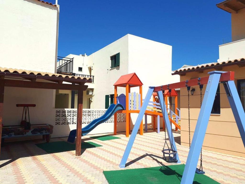 Blue Aegean Hotel & Suites Goúves Eksteriør bilde